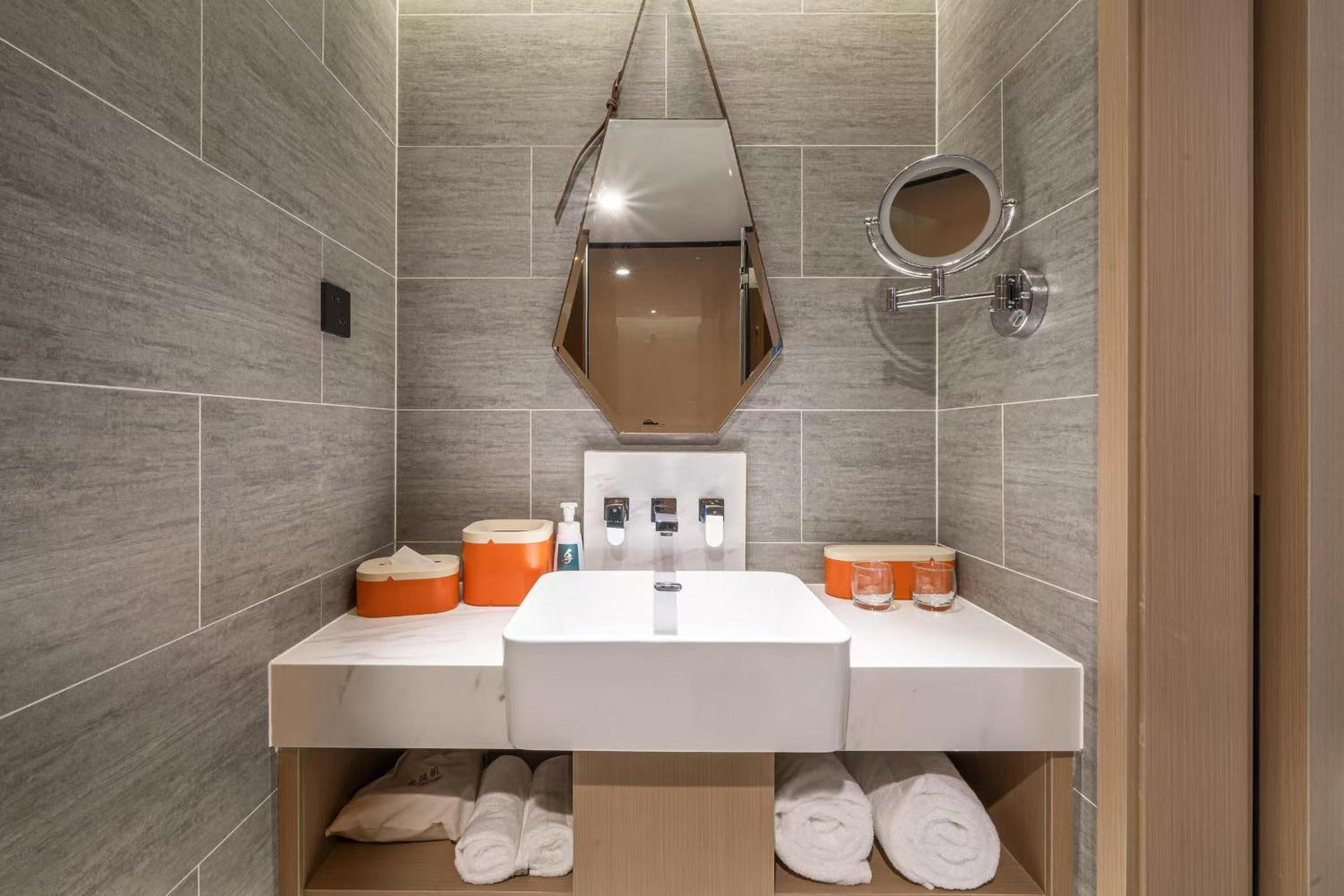 Atour Hotel Luzhou Bubugao New World Kültér fotó